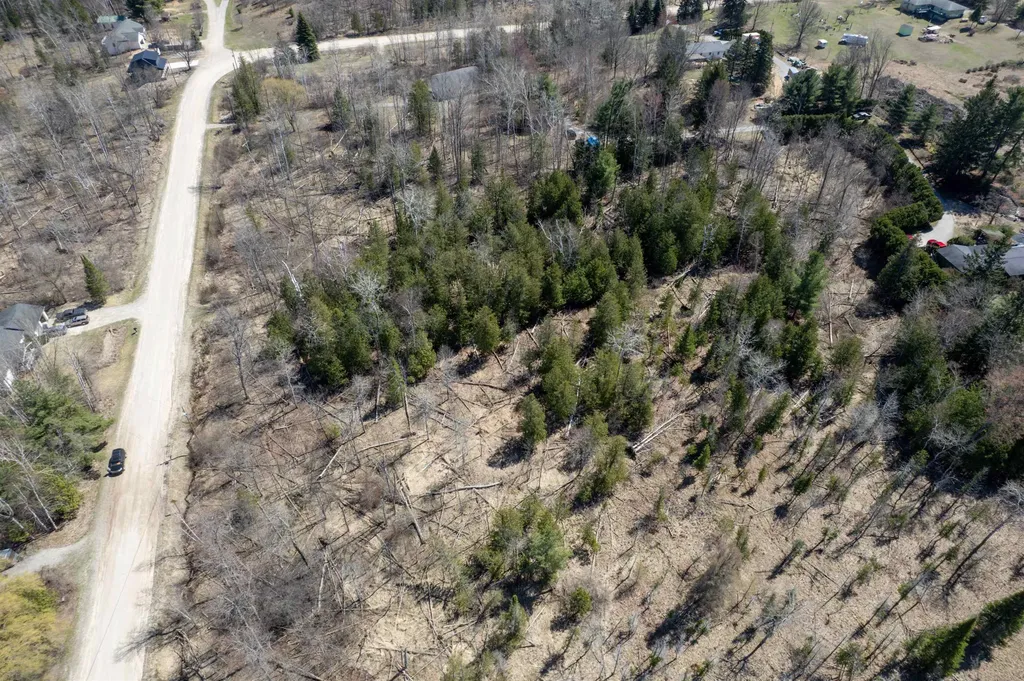 Vanderlip Road East Bay Township MI 49686