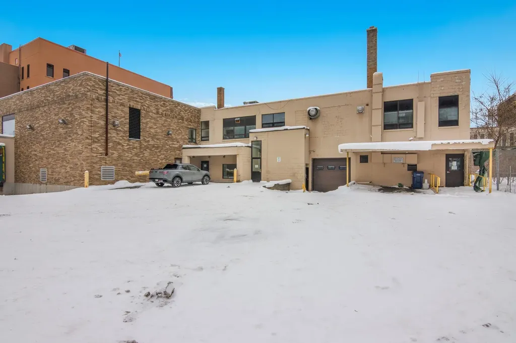 116 W Front Street Traverse City City MI 49684