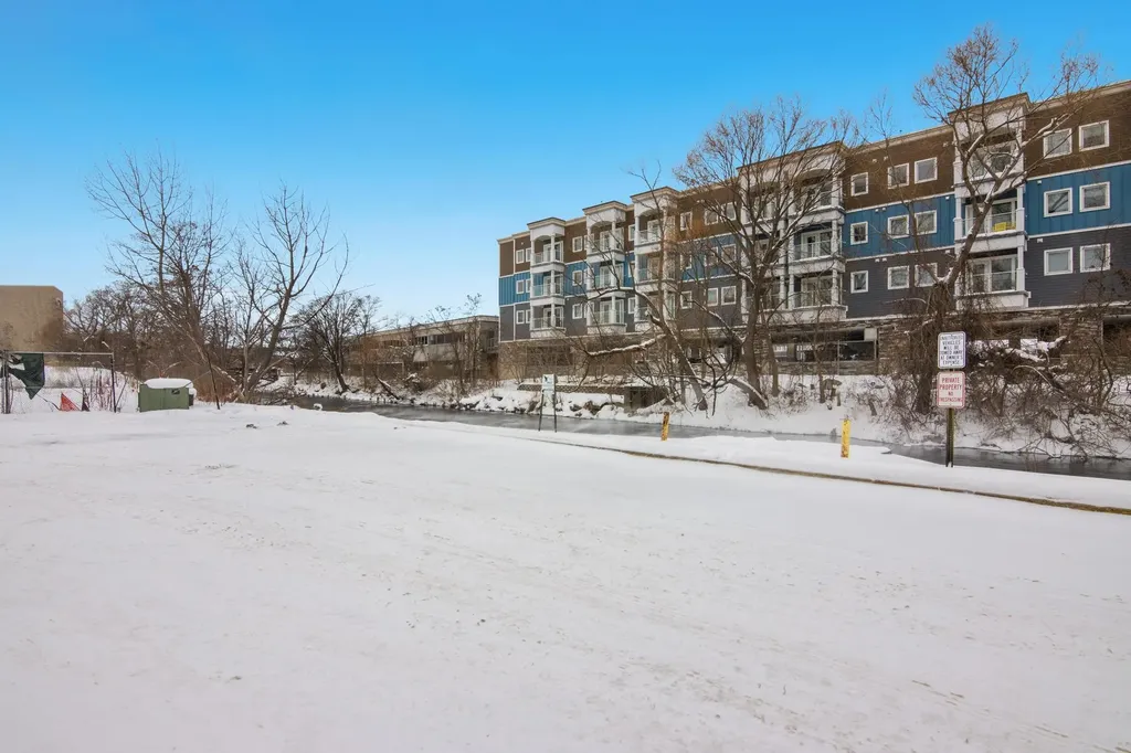 116 W Front Street Traverse City City MI 49684
