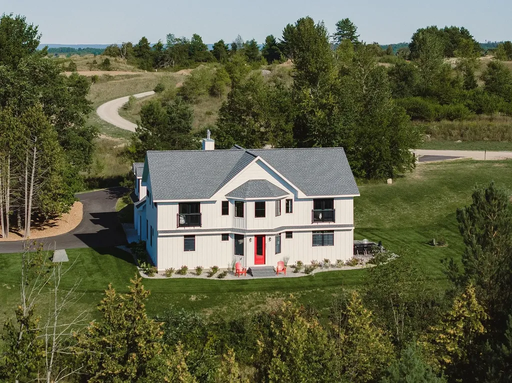 6551 Huntsman Drive Acme Township MI 49690