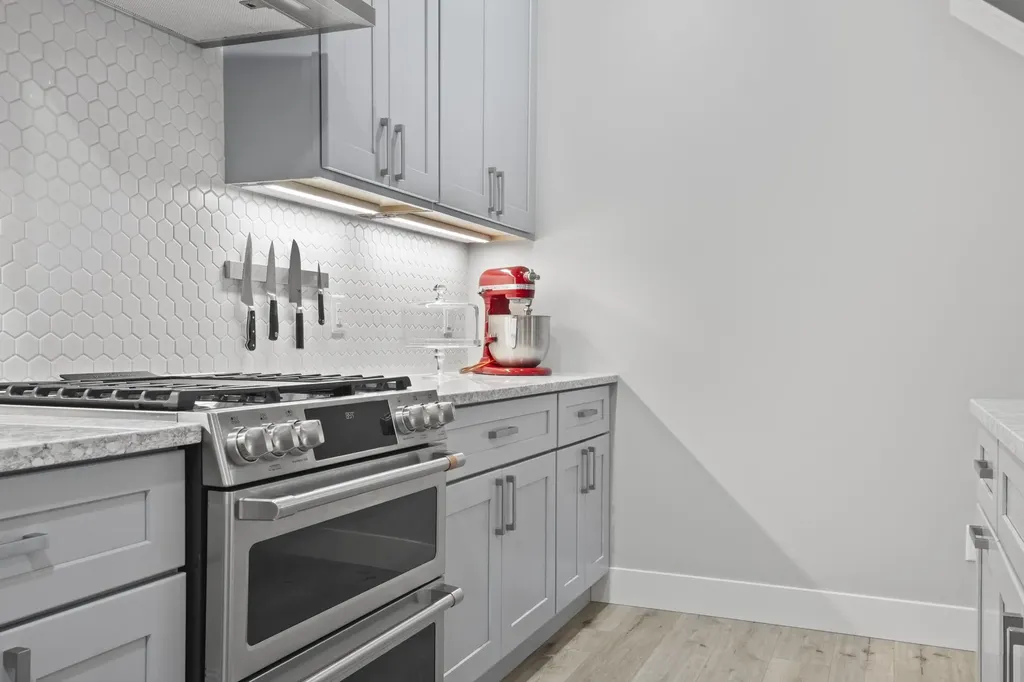 10708 Shrewbury Street Traverse City City MI 49684