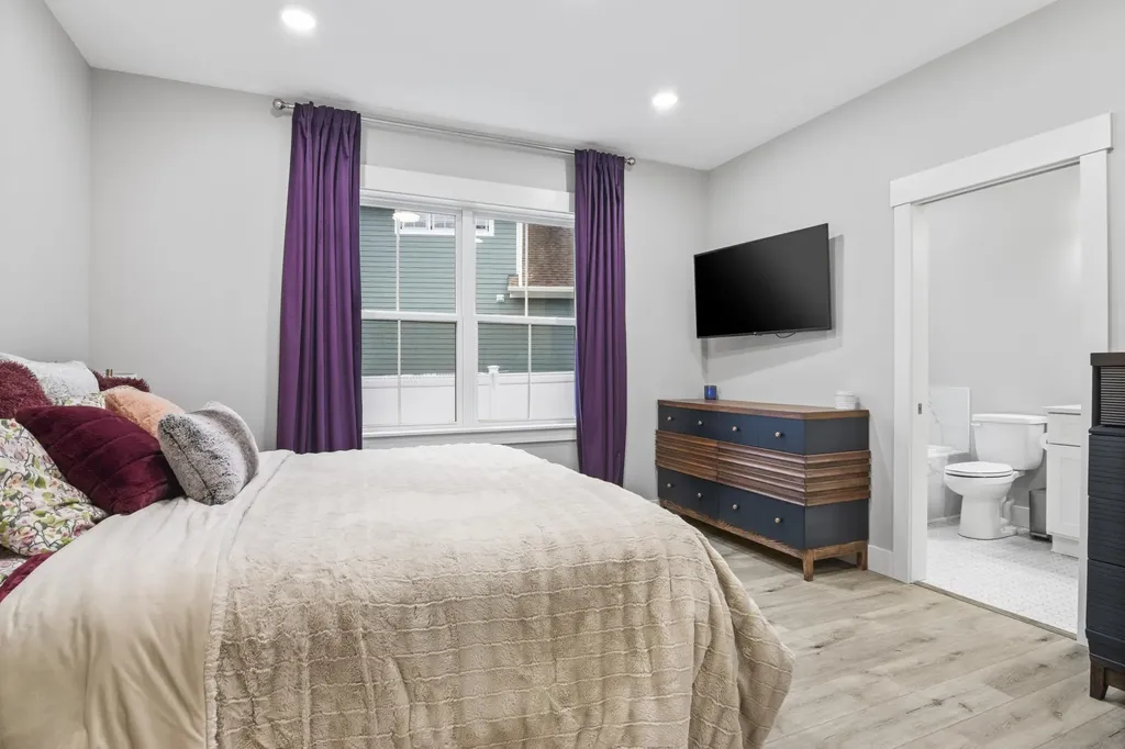 10708 Shrewbury Street Traverse City City MI 49684