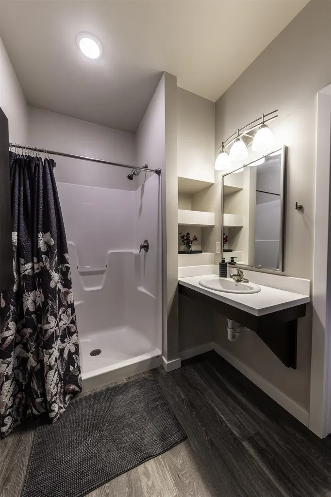 619 E Eighth Traverse City City MI 49686