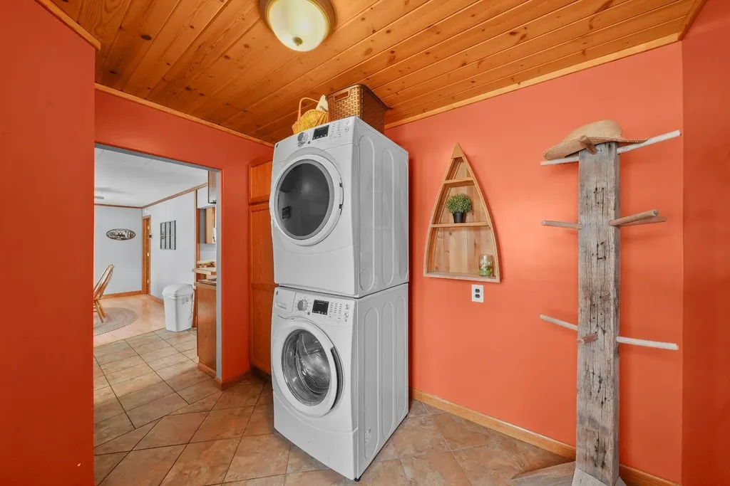 9351 E 50 Road Clam Lake Township MI 49601