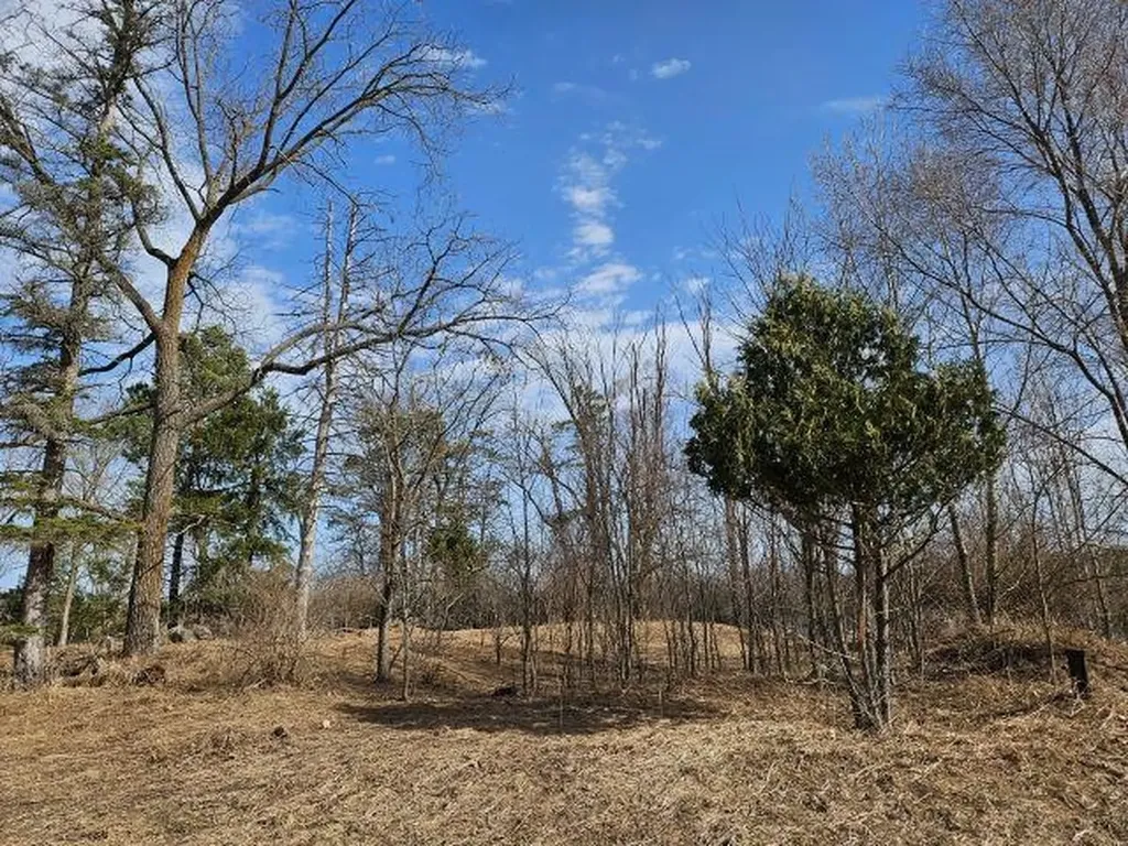 23 Cinnamon Lane East Bay Township MI 49696