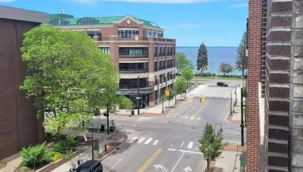 113 Park Street Traverse City City MI 49684
