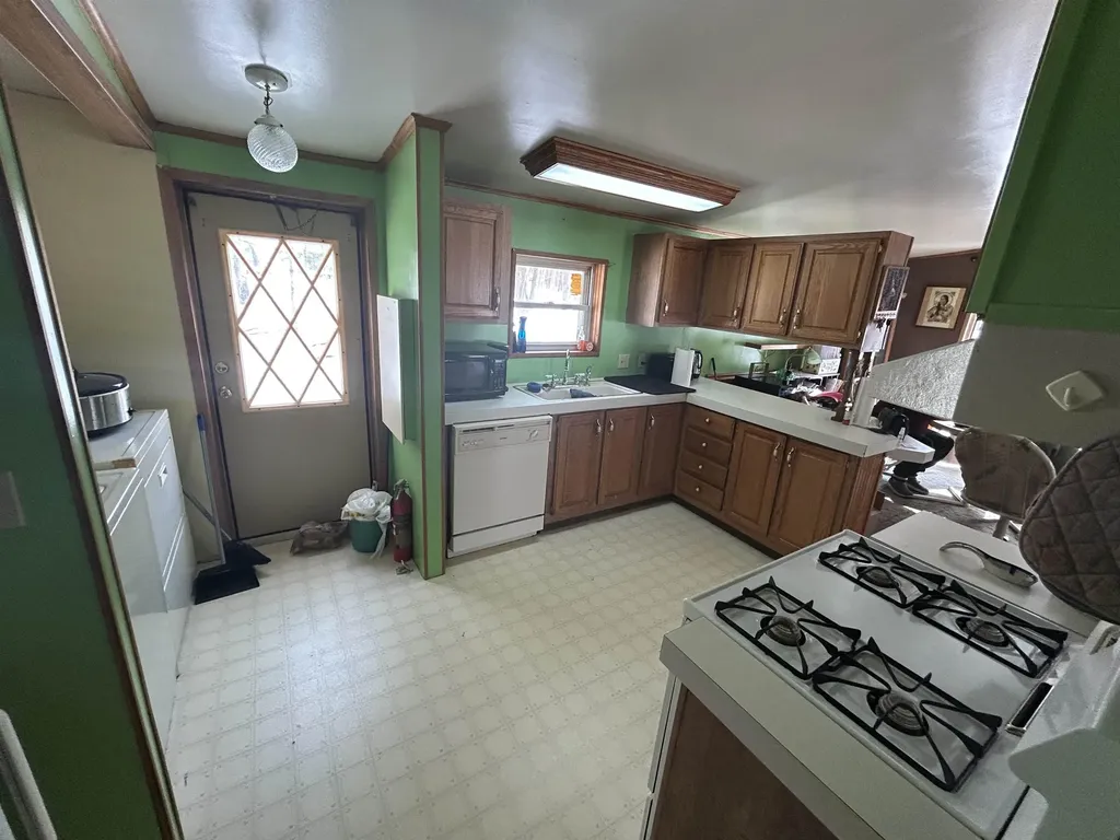 4640 E Circle Drive NE Coldsprings Township MI 49646