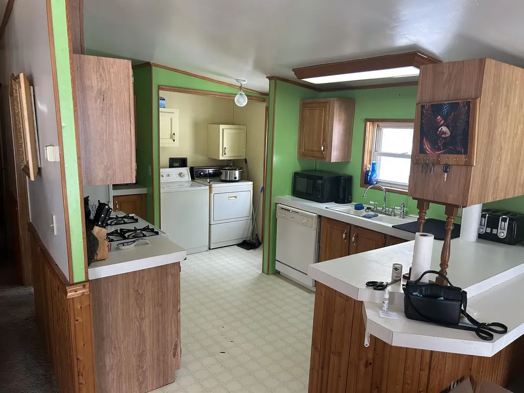 4640 E Circle Drive NE Coldsprings Township MI 49646
