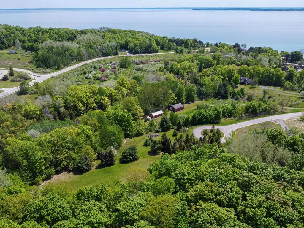 2164 N Belanger Creek Drive Suttons Bay Township MI 49682
