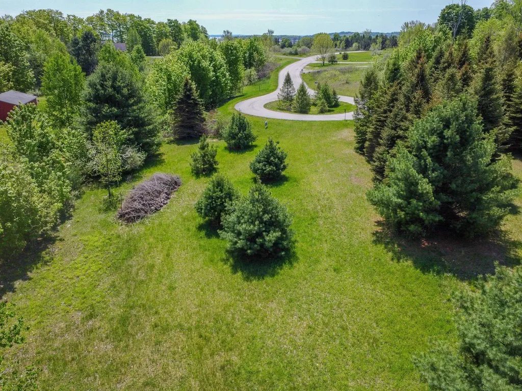 2164 N Belanger Creek Drive Suttons Bay Township MI 49682