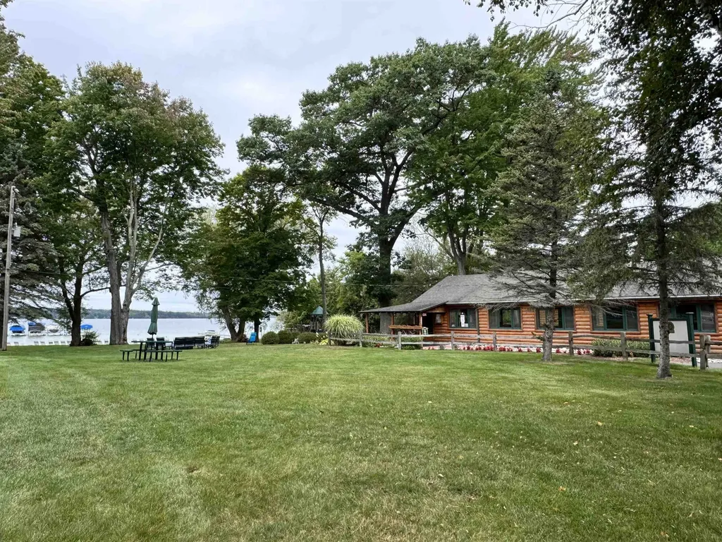 4673 Crossover Drive Kearney Township MI 49615