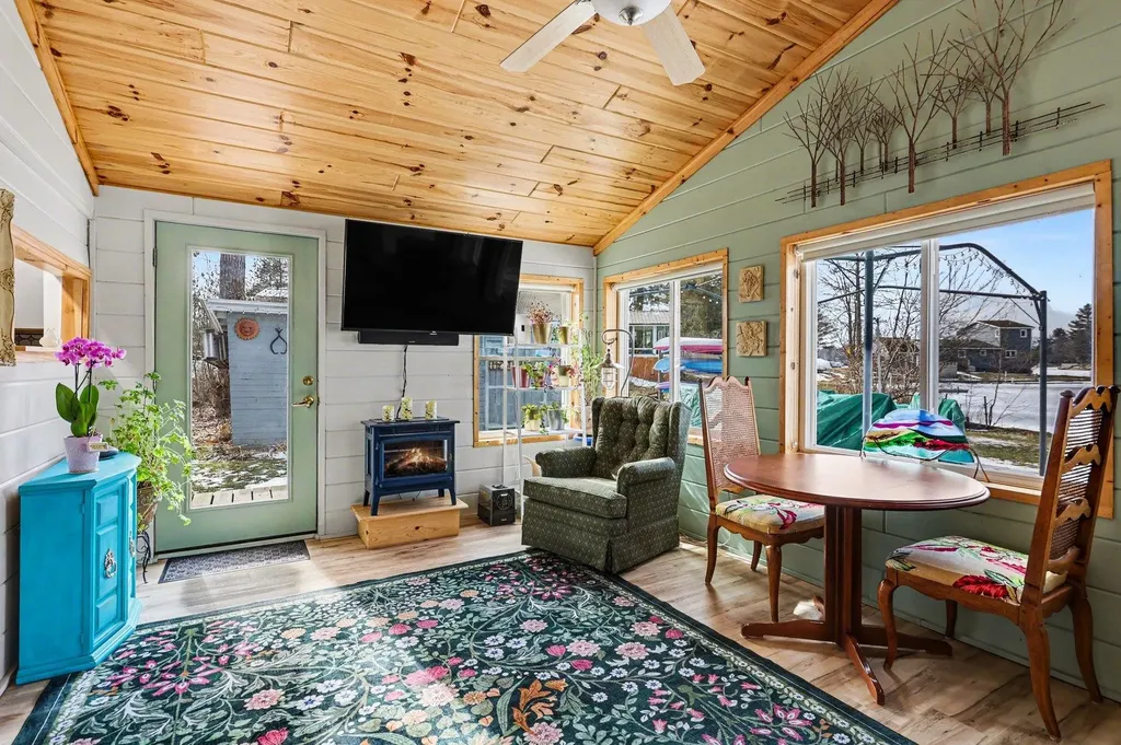 152 Hilda Drive Surrey Township MI 48622