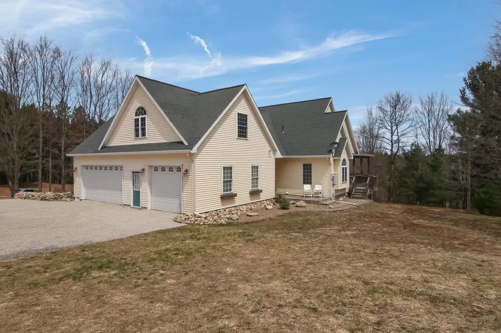 3855 Pulver Woods Drive Whitewater Township MI 49690