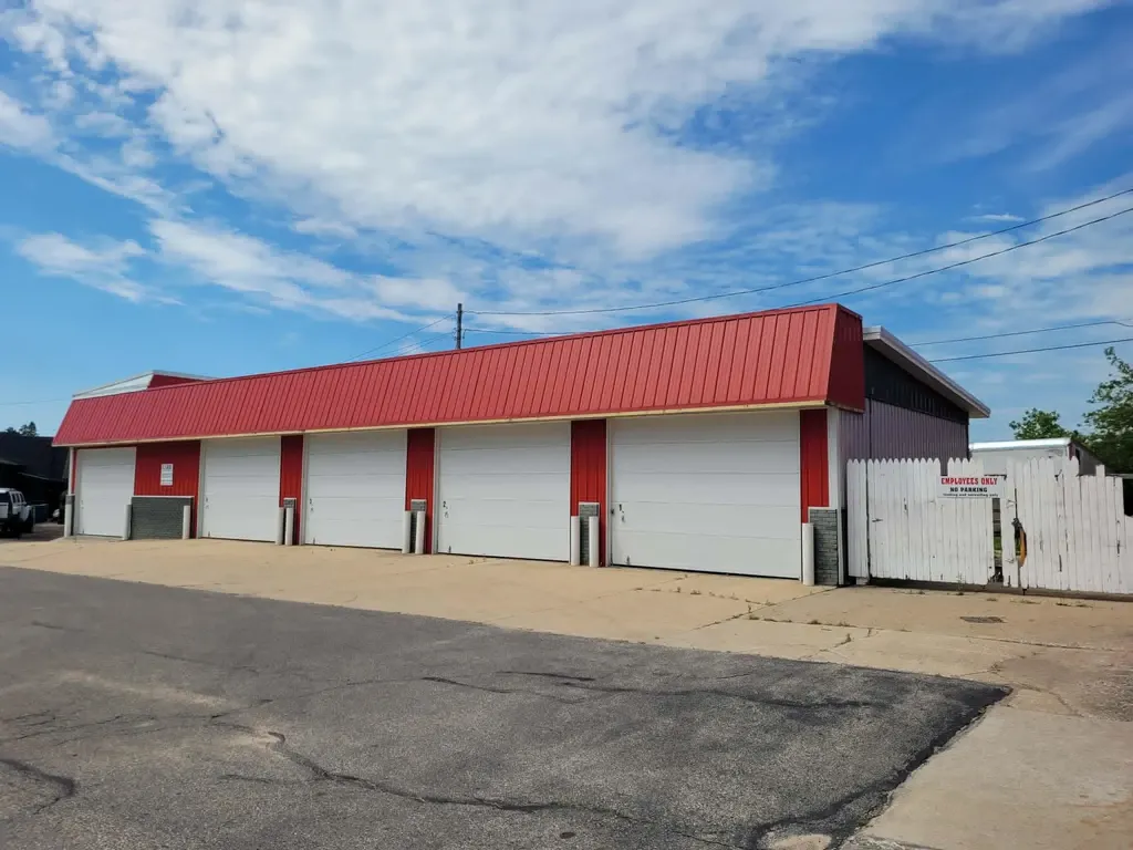 414 S Mitchell Street Clam Lake Township MI 49601