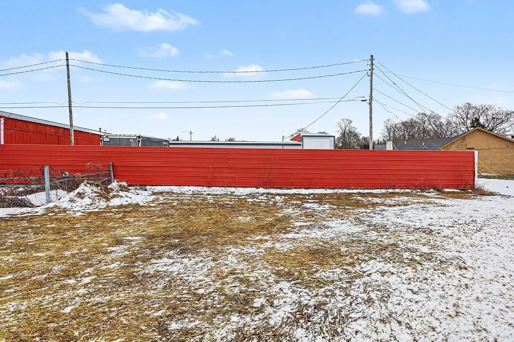 414 S Mitchell Street Clam Lake Township MI 49601