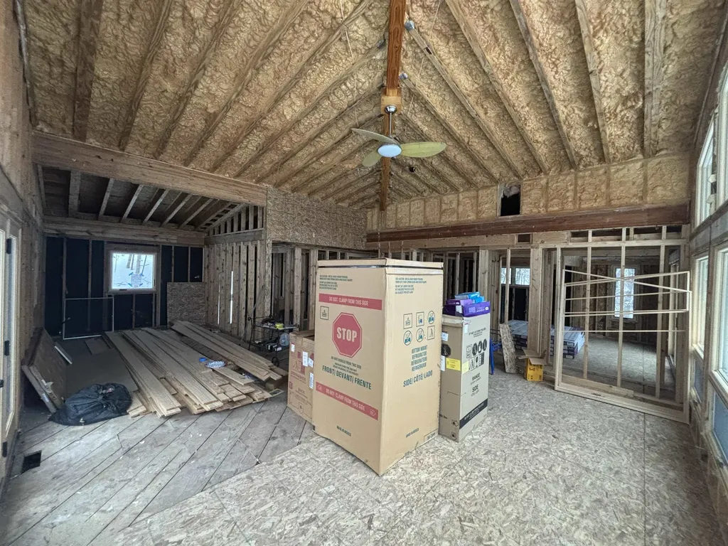 7681 NW Torch Lake Drive Milton Township MI 49648