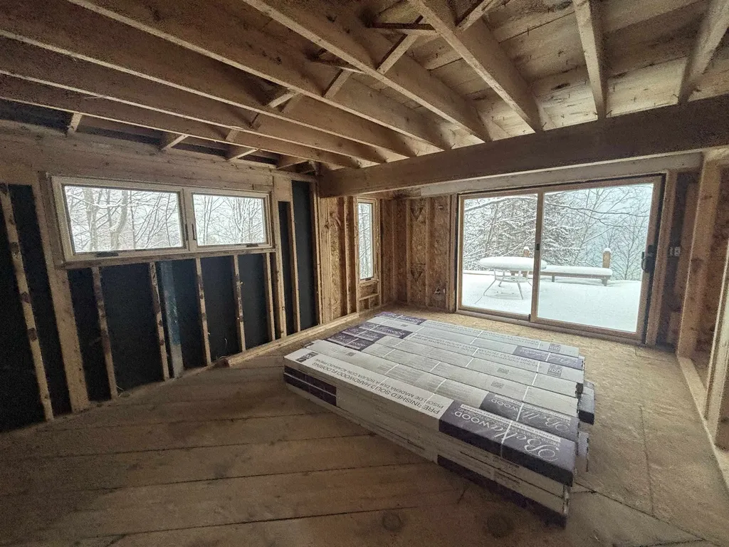 7681 NW Torch Lake Drive Milton Township MI 49648