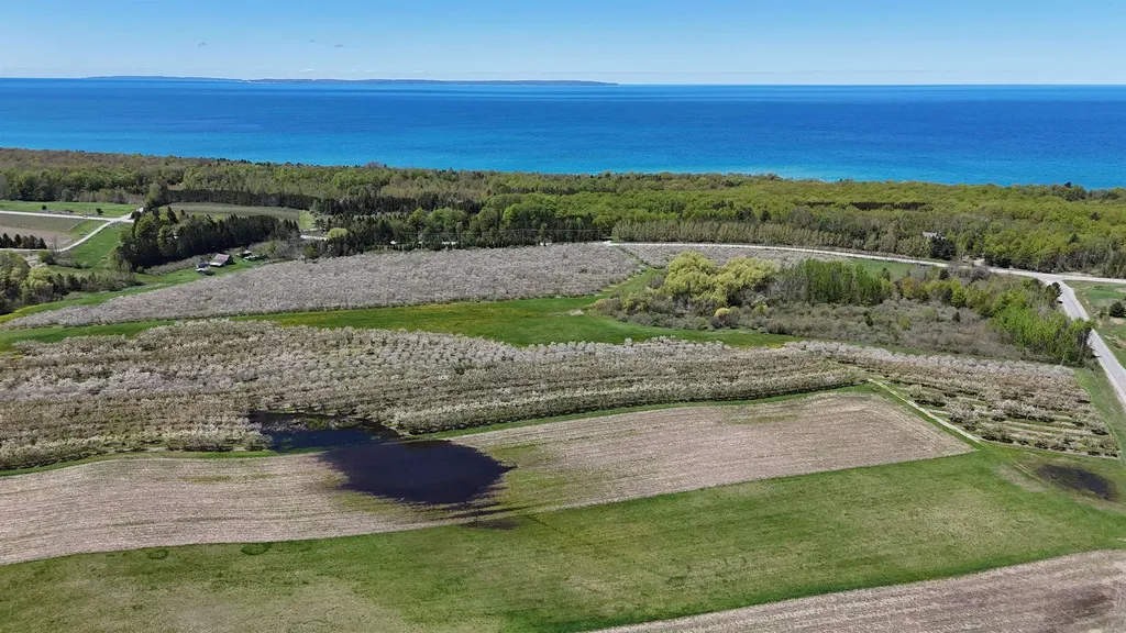 N Manitou Trail Leelanau Township MI 49670