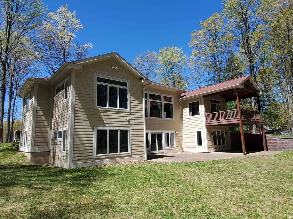 2594 Blue Meadow Drive Long Lake Township MI 49685