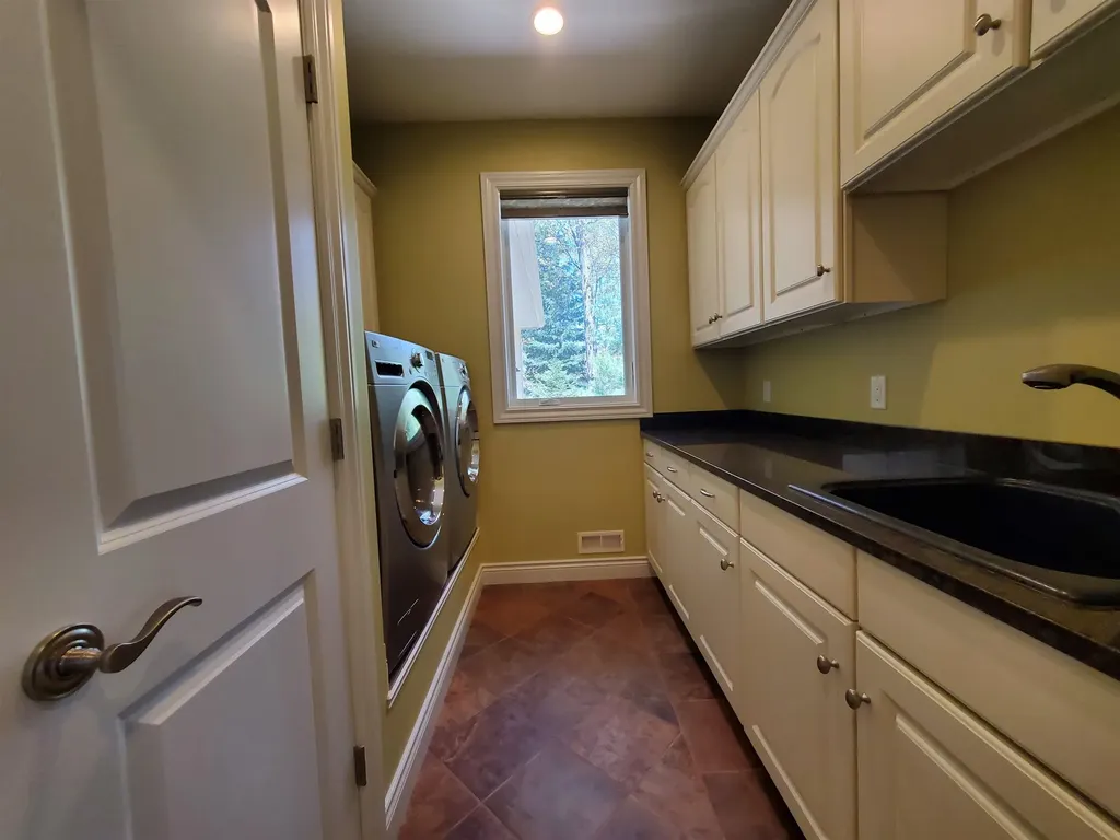 2594 Blue Meadow Drive Long Lake Township MI 49685