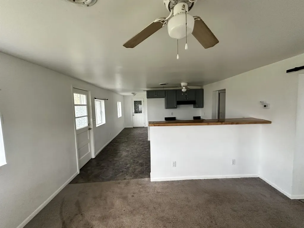 214 N Grover Avenue Alma City MI 48801