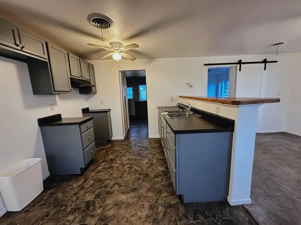 214 N Grover Avenue Alma City MI 48801