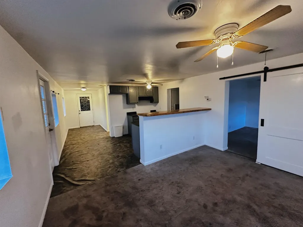 214 N Grover Avenue Alma City MI 48801