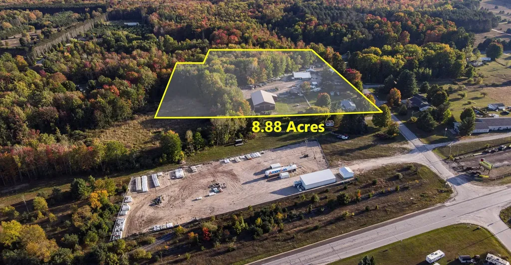 1893 Pine Tree Drive Green Lake Township MI 49637