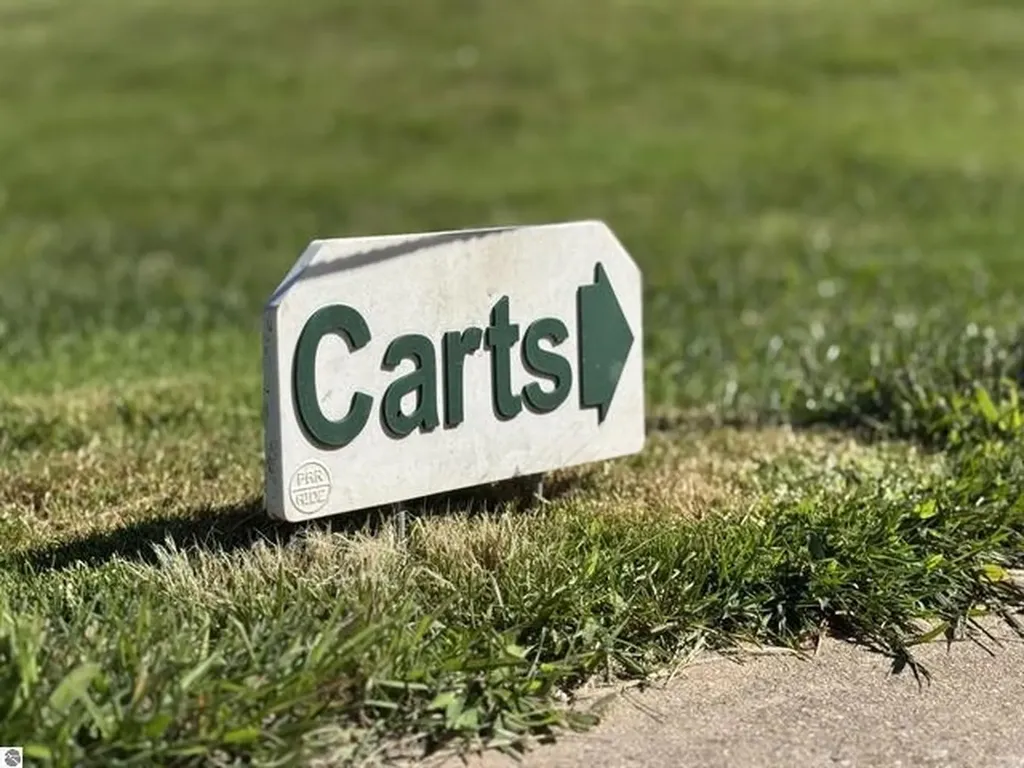 4855 Prestwick Court Acme Township MI 49690