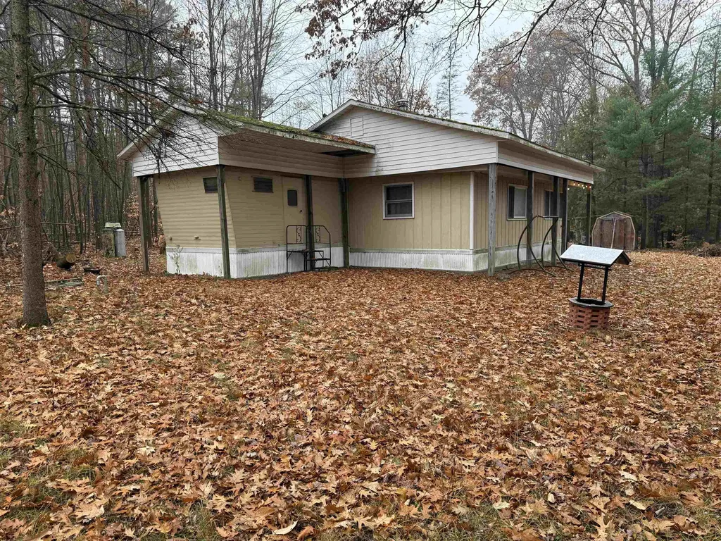 9544 W 34 Road Slagle Township MI 49638