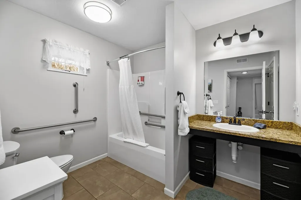 145 E Eighth Street Traverse City City MI 49684