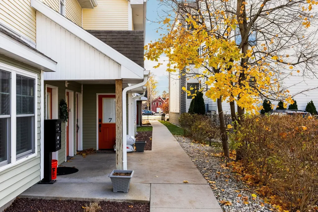 145 E Eighth Street Traverse City City MI 49684