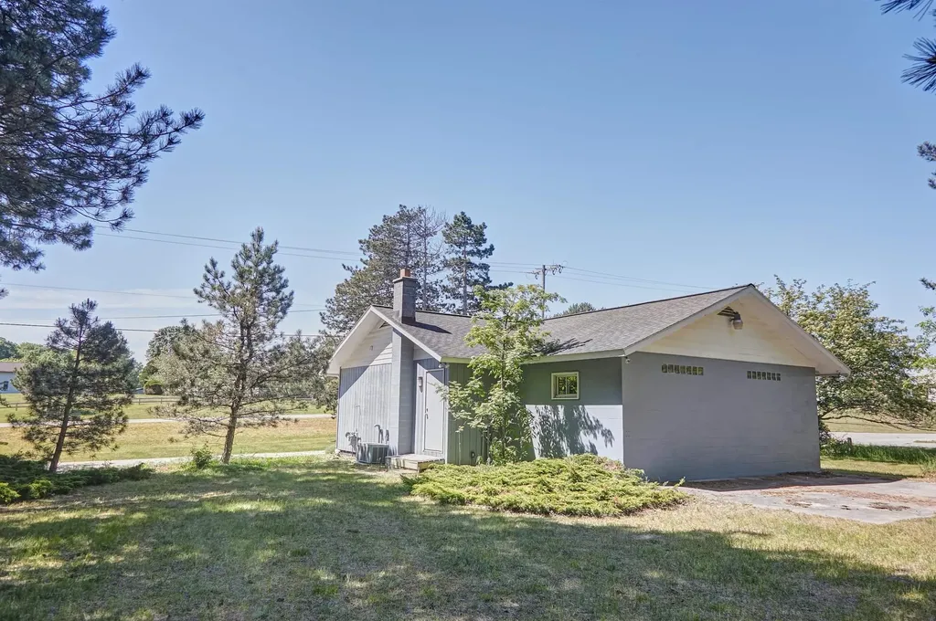 52 Palcich Road Crystal Lake Township MI 49635