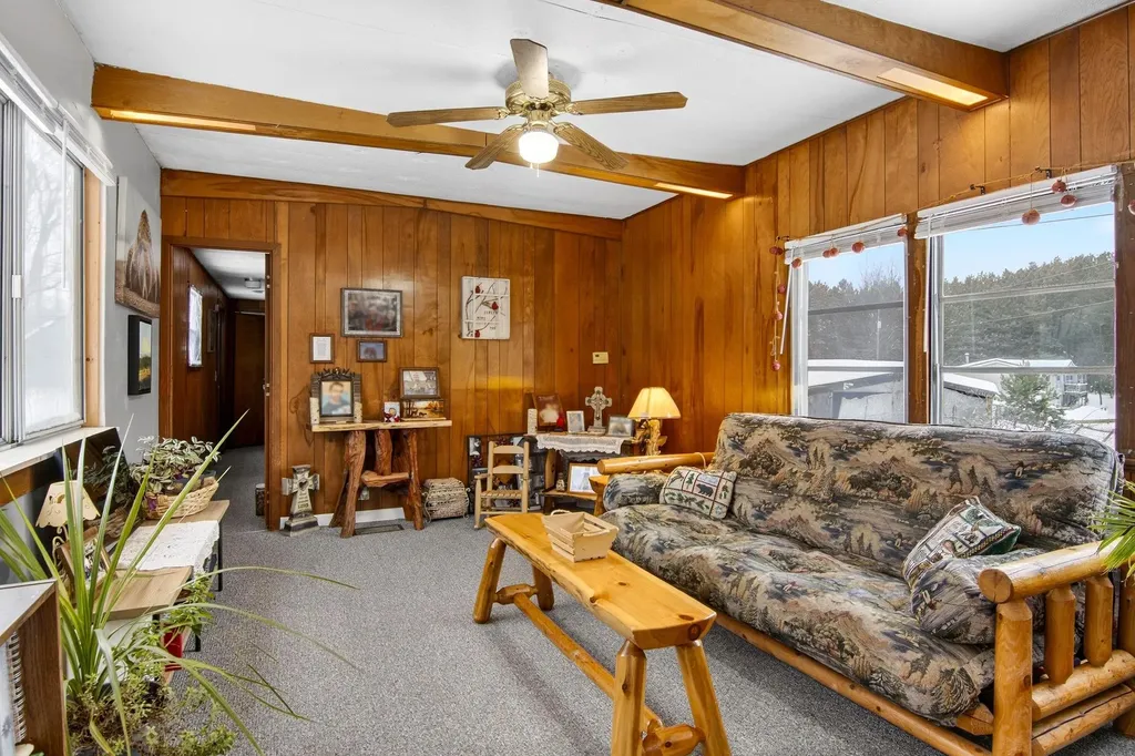 6585 Wallaker Road Joyfield Township MI 49616