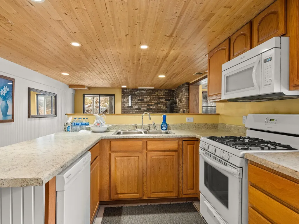 3175 Strand Road Dalton Township MI 49445