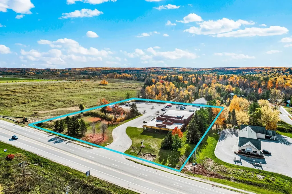 4160 E M-72 E Acme Township MI 49690
