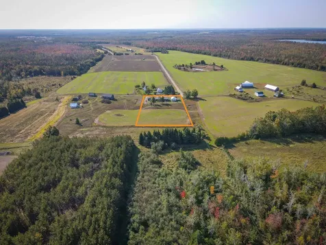7557 Loop Road Krakow Township MI 49776
