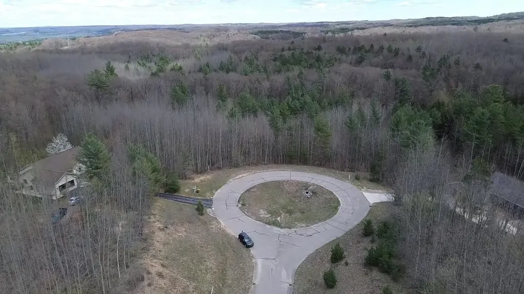 5479 Glendenning Trail Whitewater Township MI 49690