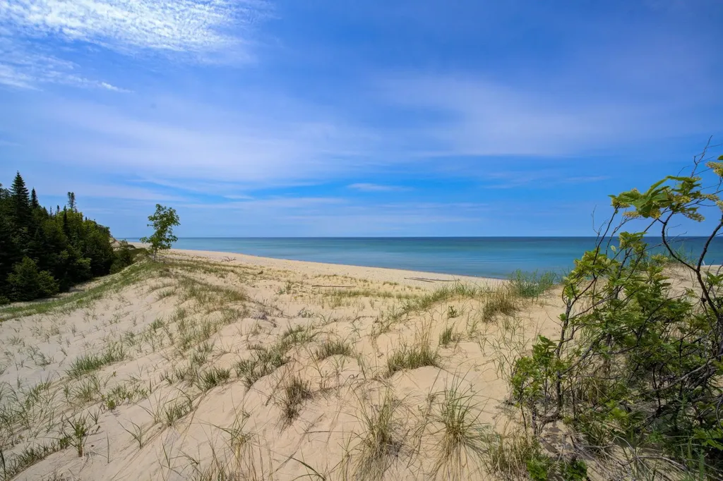 3312 Old State Road Lake Township MI 49635