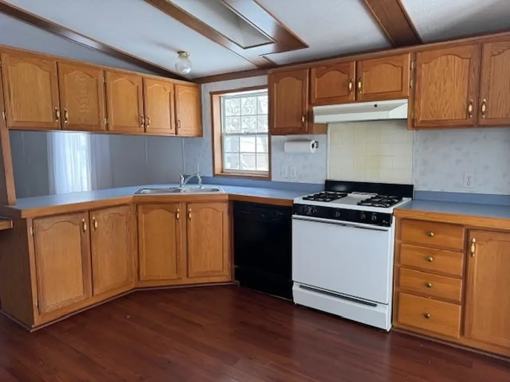 488 Autumn Selma Township MI 49601