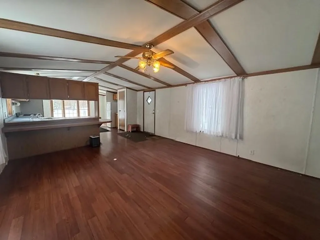 488 Autumn Selma Township MI 49601