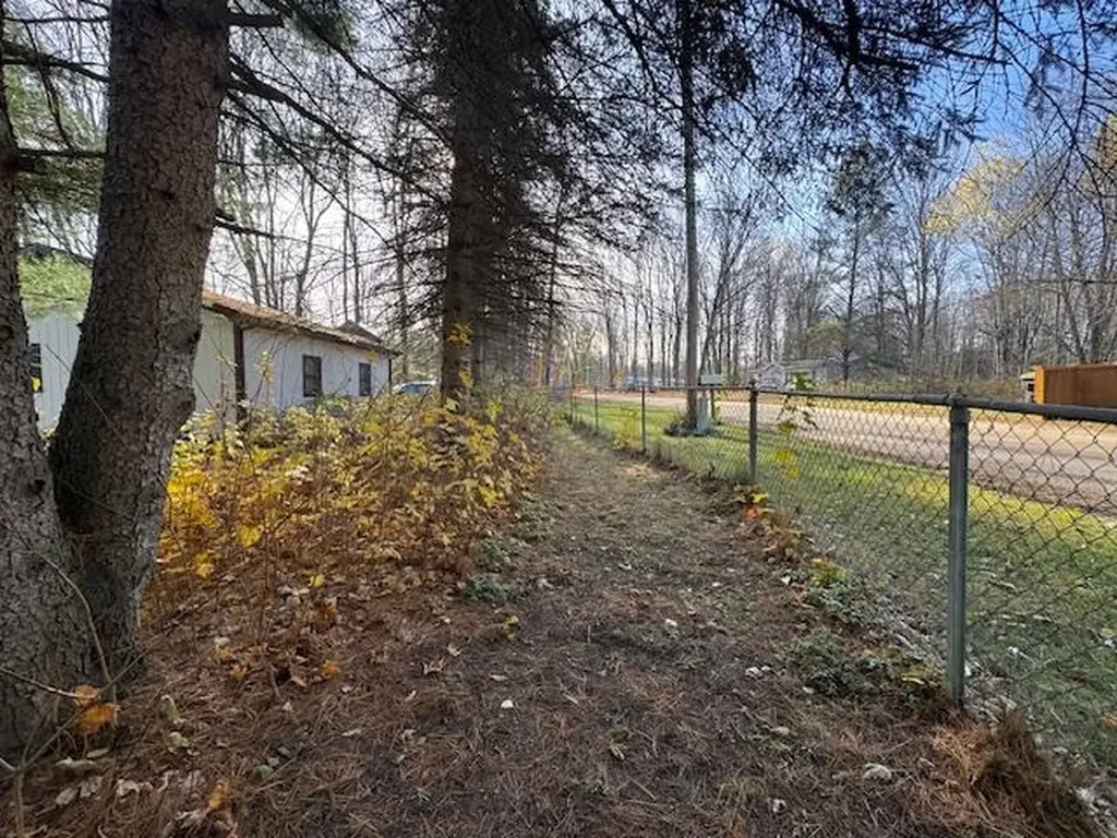 488 Autumn Selma Township MI 49601