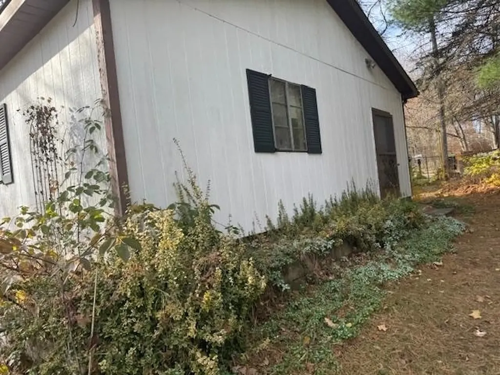 488 Autumn Selma Township MI 49601
