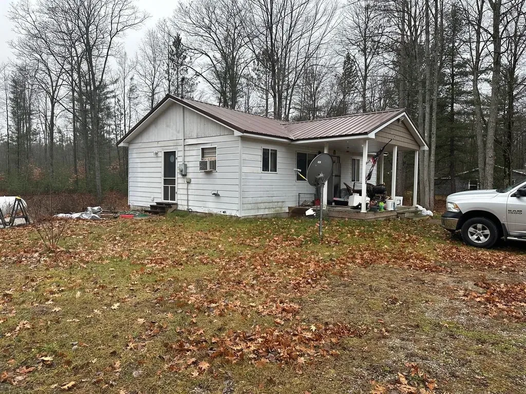 220 E Sanborn Road West Branch Township MI 49651