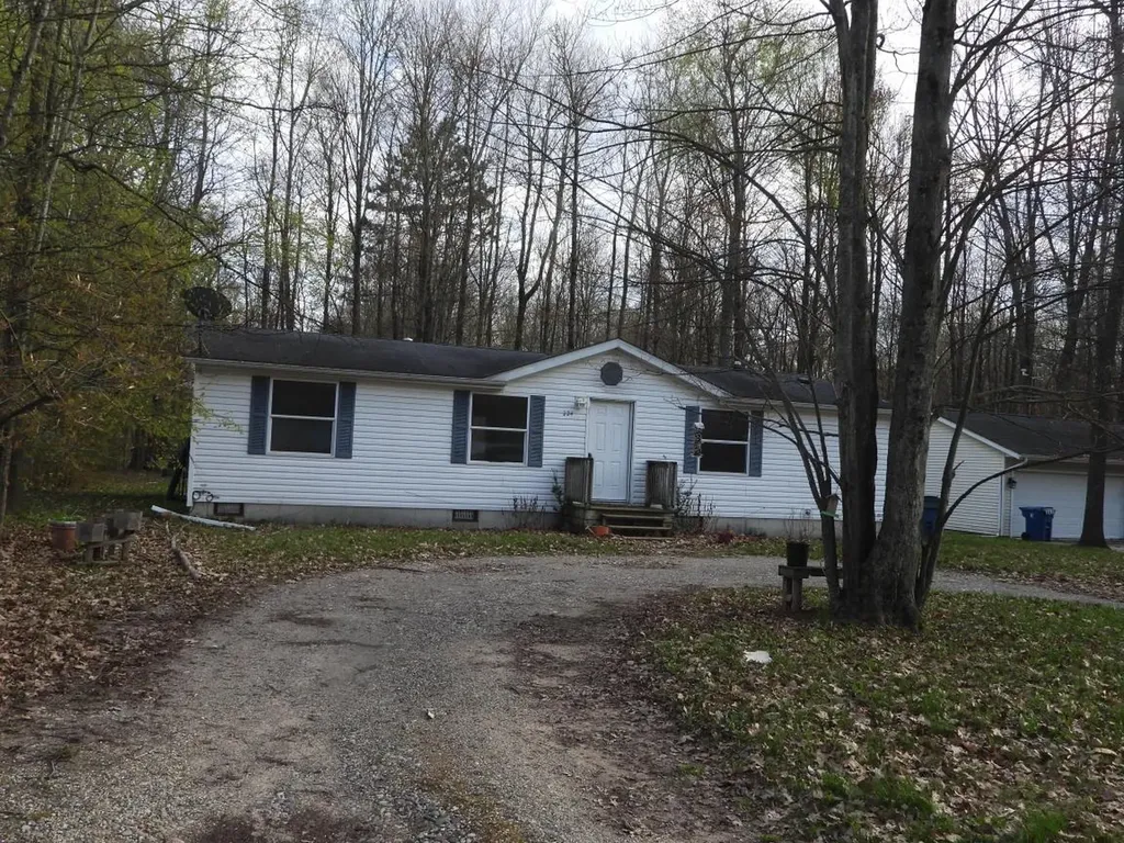 224 Radcliff Drive Roscommon Township MI 48629