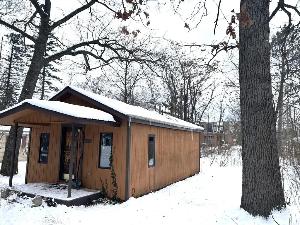 1235 Oakland Street Traverse City City MI 49686
