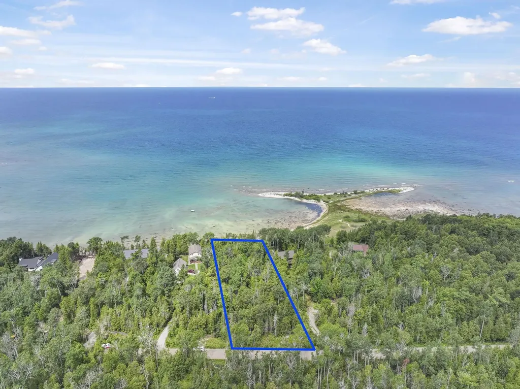 14935 N Cathead Bay Drive Leelanau Township MI 49670