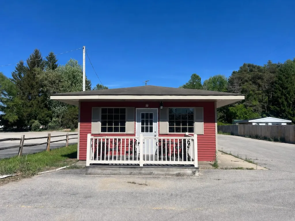103 S Division Street Kearney Township MI 49615