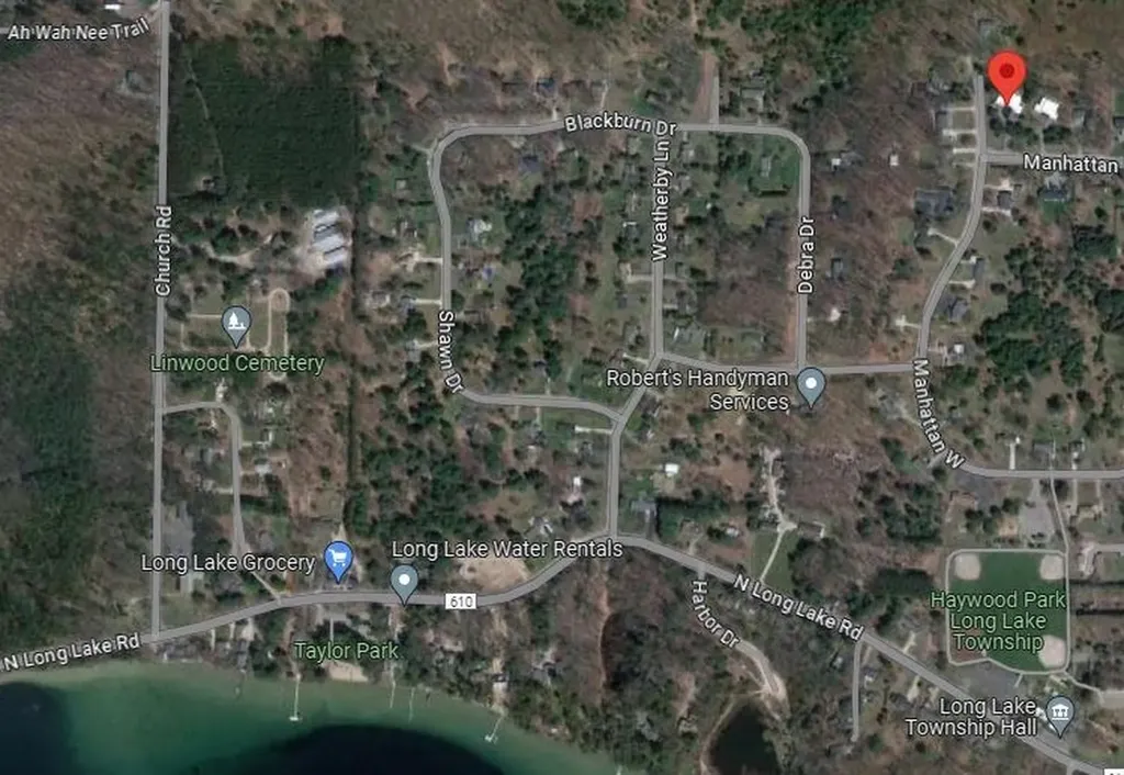 8906-B Manhattan North Long Lake Township MI 49685