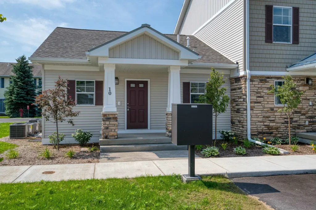 1548 Simsbury Street Garfield Charter Township MI 49686